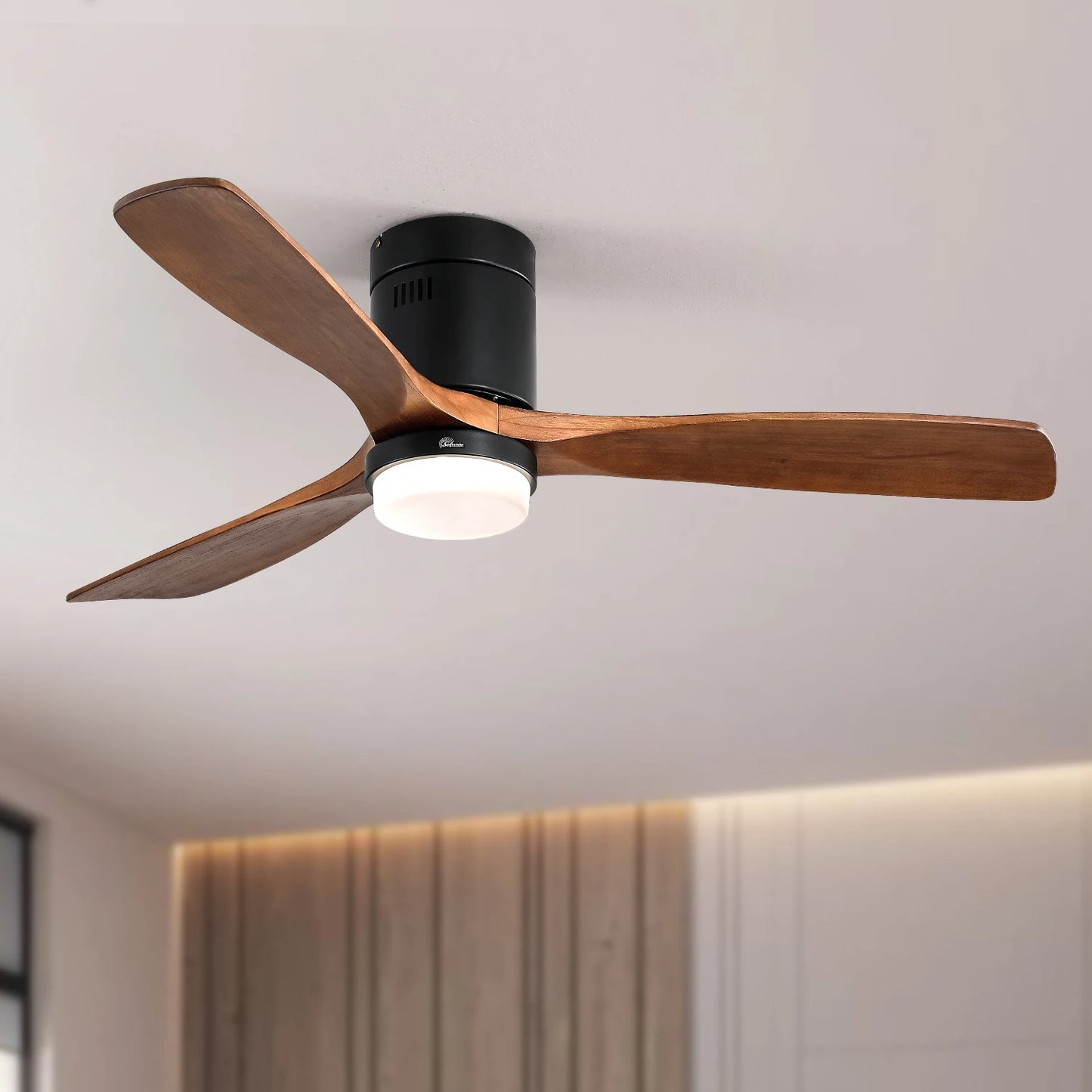 52"  Ceiling fan with light
